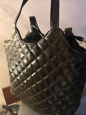 Black Quilted Tote Bag - Classic Women’s Shoulder Tote